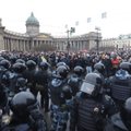 Rusijos portalo „Mediazona“ redaktorius sulaikytas už dalyvavimą protesto akcijoje