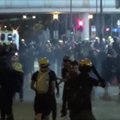 Honkongo protestuotojai trikdo susisiekimą traukiniais