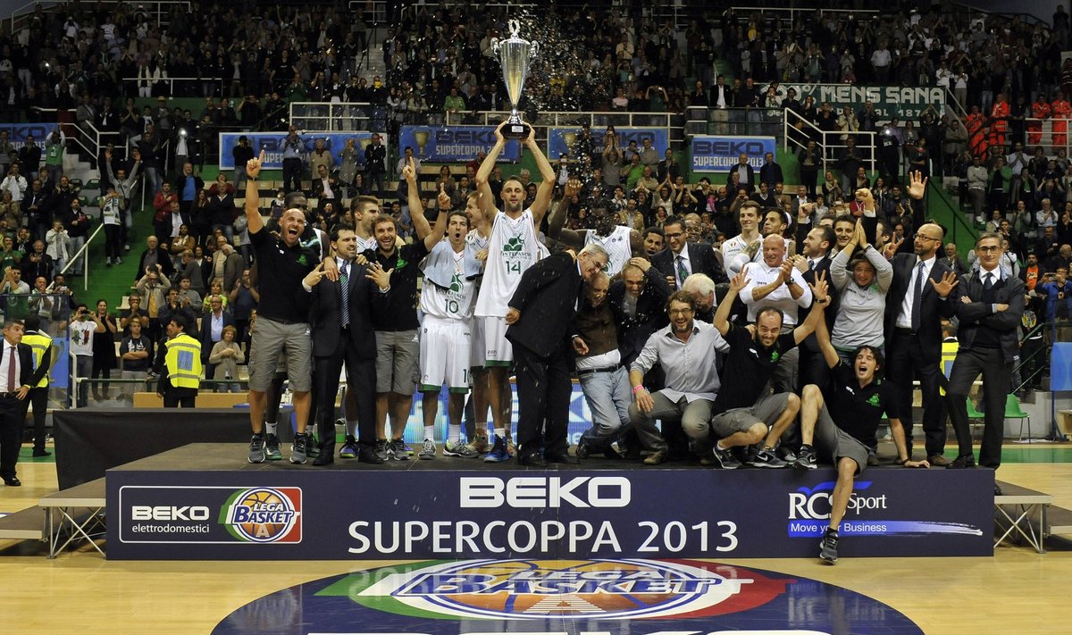 Italijos supertaurė – „Montepaschi“ krepšininkų rankose