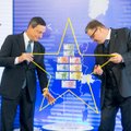 Главе Центробанка Литвы вручена звезда евро