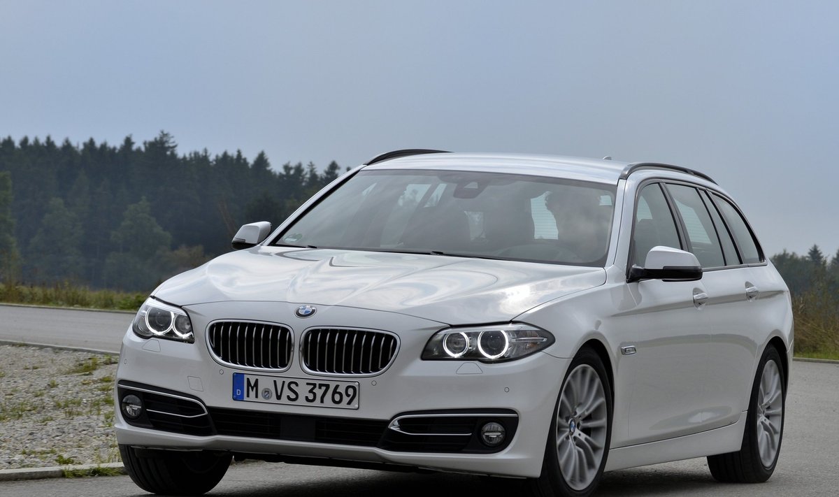 BMW 520d Touring universalas