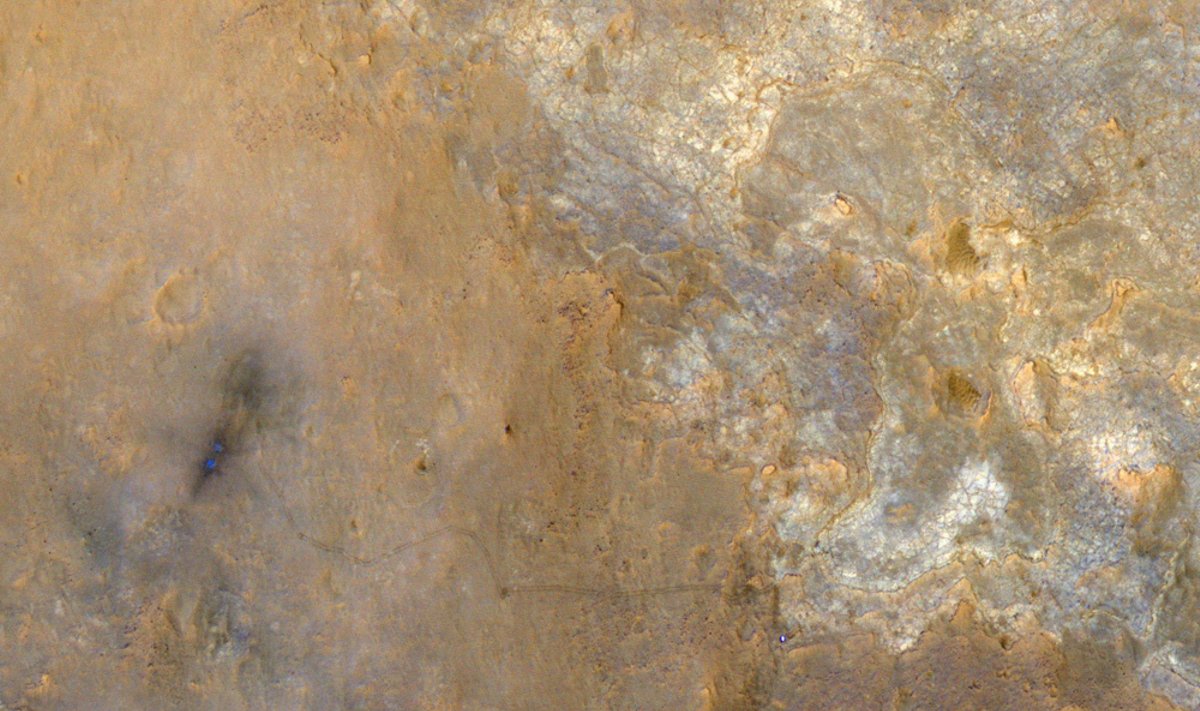 Orbitinis zondas MRO nufotografavo "Curiosity" keli1