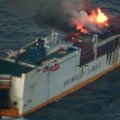 Prancūzijos krantų link juda iš nuskendusio laivo išsiliejusios naftos dėmė