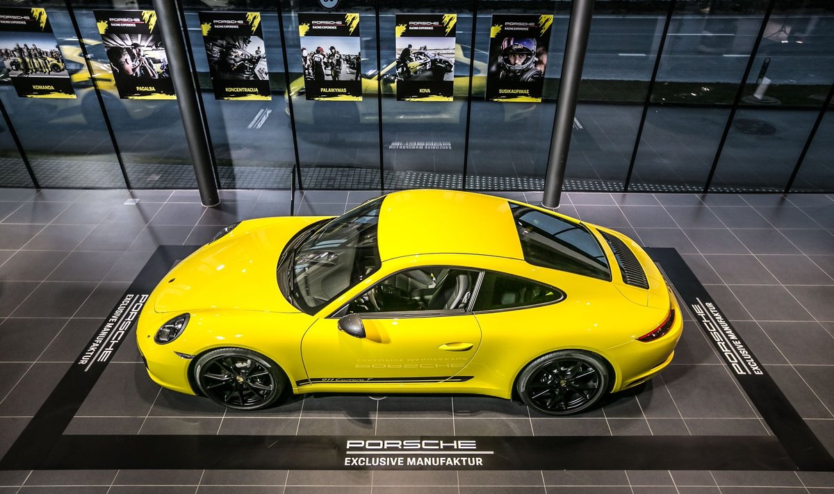 „Porsche“ į Vilnių atsivežė 8 ypatingus modelius