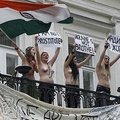 Pusnuogės ukrainietės aktyvistės reikalauja iš Indijos atsiprašymo (N-18)
