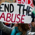 ES priimtas pirmasis įstatymas, skirtas kovoti su smurtu prieš moteris