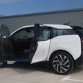 Vokietija svarsto galimybę pasiūlyti dosnių subsidijų elektromobilių pirkėjams