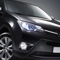 „Toyota“ susigrąžino automobilių pramonės lyderės vardą