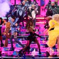 „Eurovizijos“ scenoje „drag“ karalienės užkūrė tikrą vakarėlį: šėlo visa arena