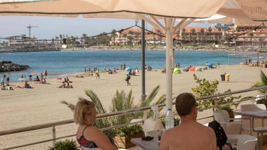 Tenerifė įveda griežtas taisykles turistams: jų nepaisantiems – baudos iki 3000 eurų