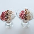 Pusryčių desertas – kokosinis varškės sūrelis su datulėmis