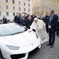 Popiežius ragina kelių policiją kovoti su pažeidėjais, bet būti gailestingą