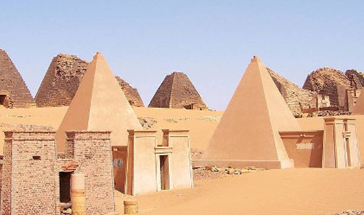 Пирамиды Мероэ в Судане.Fabrizio Demartis