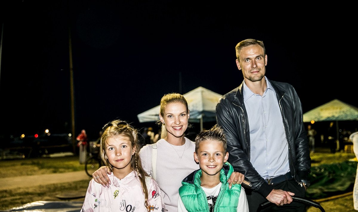 Robertas Javtokas su šeima / FOTO: Vigantas Ovadnevas