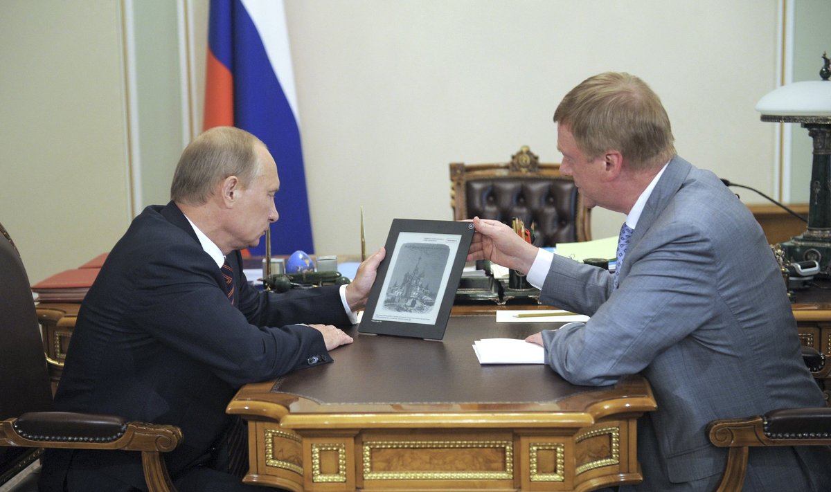 Vladimiras Putinas, Anatolijus Čiubaisas 2011 metais