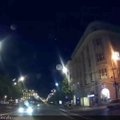 Sprukdamas nuo patrulių girtas vairuotojas Vilniaus centre apdaužė 5 automobilius
