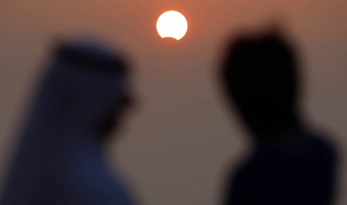 Saulės užtemimo stebėjimas, 2013 m. lapkričio 3 d.