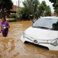 Indonezijos sostinėje potvyniai užliejo tūkstančius namų