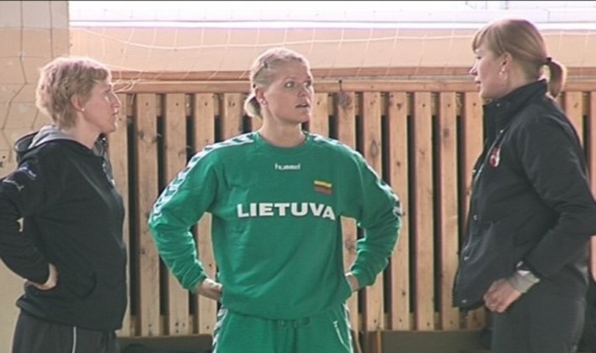 Lietuvos moterų rankinio rinktinė rengiasi rungtynėms su olandėmis