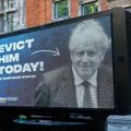 Analitikai: JK palaikymas Ukrainai tikriausiai tęsis ir atsistatydinus Johnsonui