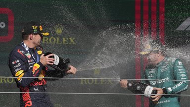 Visiškas dominavimas: „Formulės-1“ trasoje – dar viena Verstappeno pergalė