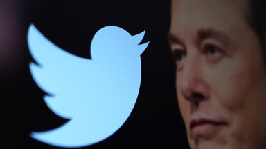 Muskas: „Twitter“ įves mokestį daliai vartotojų