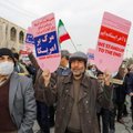 Irane įvykdytos mirties bausmės trims vyrams, dalyvavusiems protestuose po Amini mirties