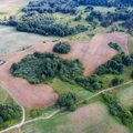 Pernai atlikta beveik 10 tūkst. žemės naudojimo patikrinimų: nyksta nuostata, kad valstybinė žemė yra „niekieno“ žemė