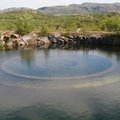 Kam skirti už 170 km nuo Murmansko po vandeniu tūnantys gigantiški betoniniai nacių žiedai?