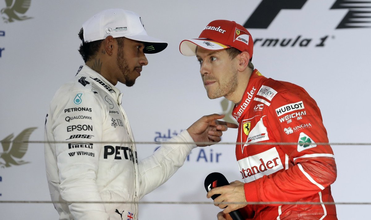 L. Hamiltonas ir S. Vettelis