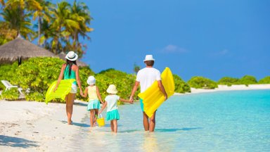Vasaros atostogos su vaikais: psichologė pataria, kokį poilsį rinktis ir kokių klaidų reikėtų vengti
