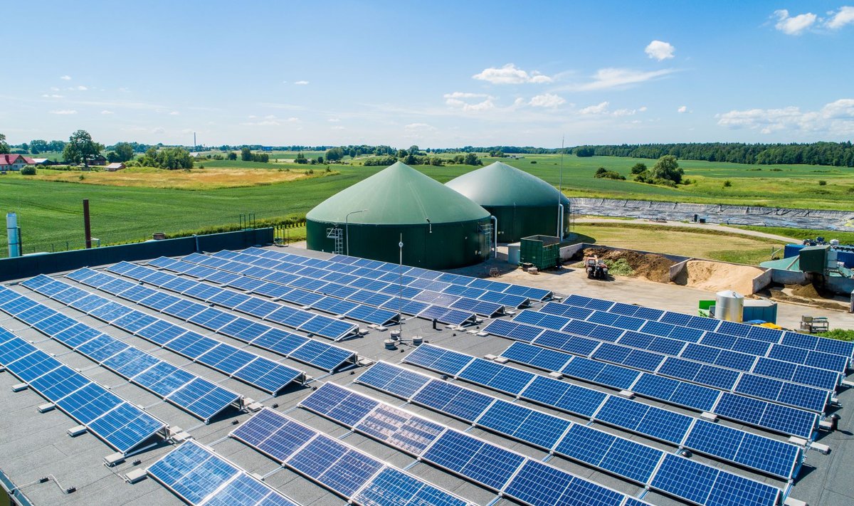 Biodujų jėgainės ir saulės elektrinės