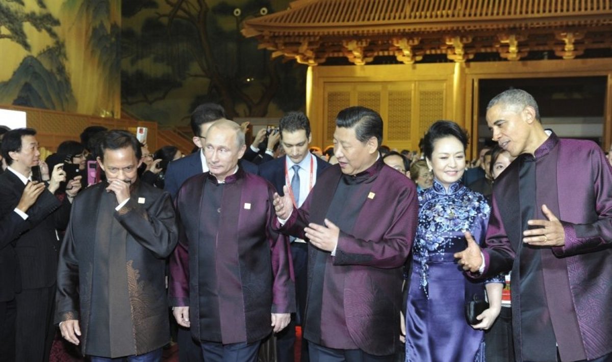 APEC 2014 m. Kinija. B. Obama, Xi Jinping, V. Putinas