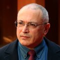 Chodorkovskis pripažįsta dėl Putino padaręs klaidą, kurią dabar kartoja Vakarai: jeigu jo nesustabdys Ukrainoje, teks tai daryti NATO teritorijoje