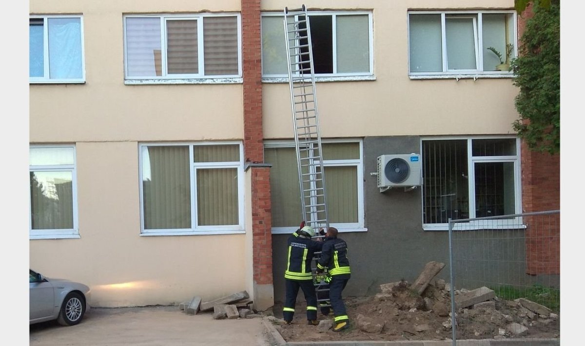 Ugniagesių gelbėtojų pagalba