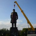 Antras bandymas atsikratyti V. Lenino statulos Slovjanske buvo sėkmingas