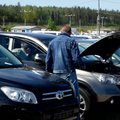 Štai kas šiuo metu vyksta automobilių turguje: 4500 Eur kainuojantį automobilį prašo parduoti už 2500