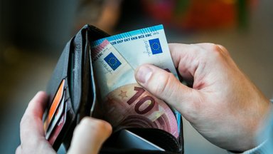 Didžiausi atlyginimai rugsėjį: penkiose įmonėse vidutiniškai išmokėta didesnės nei 20 tūkst. eurų sumos