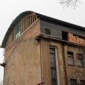 Architektą A. Kaušpėdą šokiravo Kauno centre iškilęs „grybas“