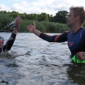 Kuršių marių plaukimo maratonas: brolių triumfas, du rekordai ir 98-as veterano startas