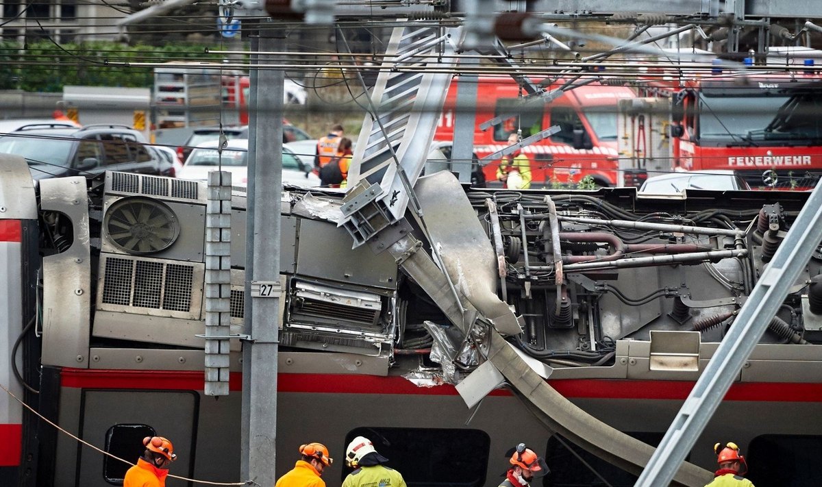 Traukinio avarija Šveicarijoje