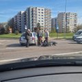 Vilniuje per avariją sužeistas motociklininkas