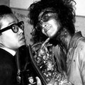„Kitas Kinas“ pristato legendinį japonų siaubo filmą „Tetsuo“: apie ofiso darbuotoją, virtusį metalo mutantu