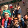 Lenkija planuoja socialinės apsaugos didinimą, paimant lėšų iš pensijų fondų