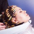Ši plaukų procedūra pasaulyje išgyvena renesansą, bet Lietuvoje moterys jos vis dar vengia: specialistė pasakė, kam ji bus tikras išsigelbėjimas