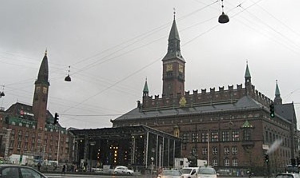 Kopenhagos centre stūksanti Rotušė.