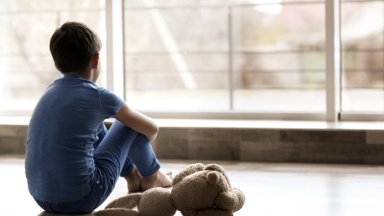 Pagal kokius ženklus galima įtarti, kad vaikas galėjo patirti seksualinę prievartą ir ko turėtume išmokyti kiekvieną vaiką