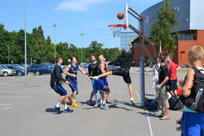 Pasaulio lietuvių sporto žaidynių gatvės krepšinio varžybos