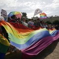 Rusijos parlamento aukštieji rūmai vienbalsiai pritarė LGBTQ „propagandos“ įstatymui