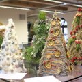 Kalėdų laukia kurdami floristikos kūrinius: darbus gali pamatyti visi